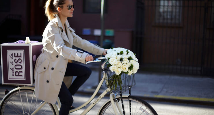 How to Send Flowers to a Hotel