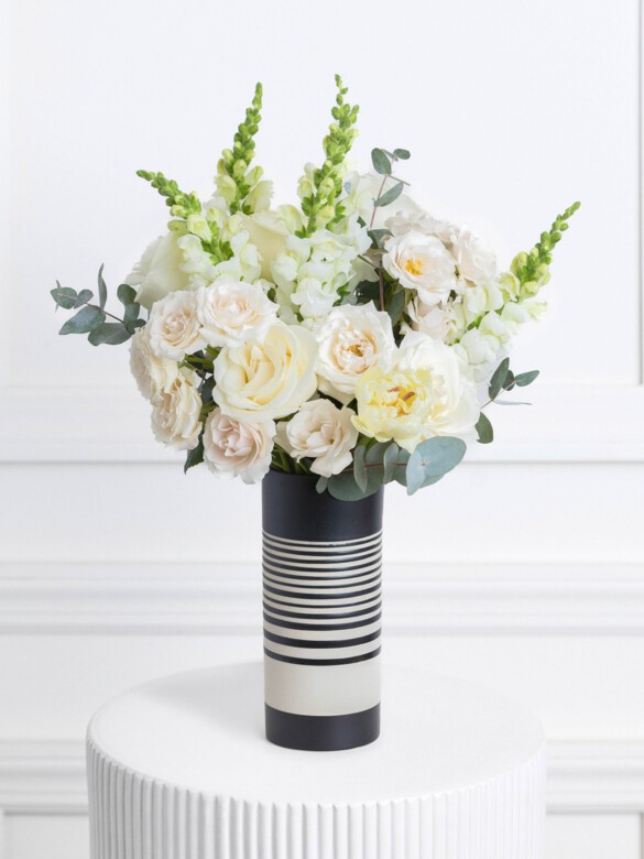 Modern & Traditional Flower Arrangements, Flower Bouquets. Same day  delivery or Pick up.